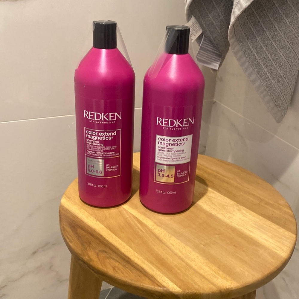 Redken color extend magnetics